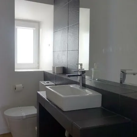 Tiles Square Apartments - Desterro Flats