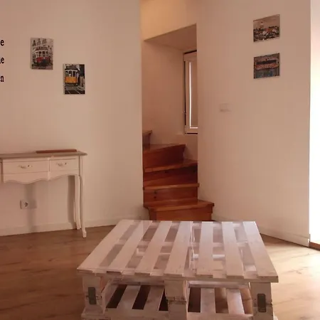 Tiles Square Apartments - Desterro Flats *