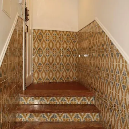 Apartment Tiles Square Apartments - Desterro Flats